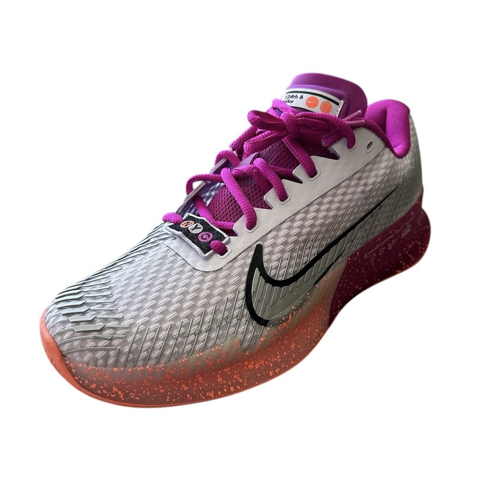 Nike Court Air Zoom Vapor 11 Tennis Shoes HC Premium HC NYC FQ7266 Women's 8.5